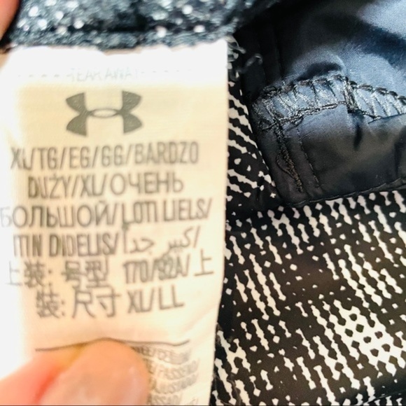 under Armour Storm Digi Camo Windbreaker Jacket - Picture 9 of 14